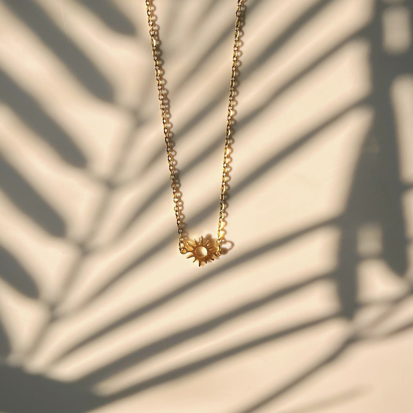 Raye Pendant