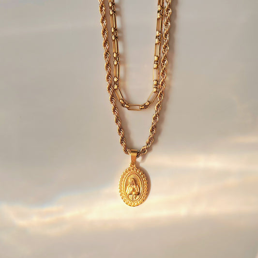 Calypso Man Saint Pendant Set