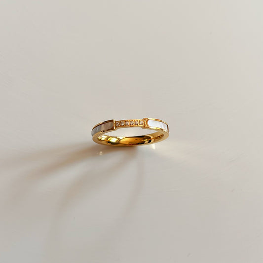 Pearly Zirconia