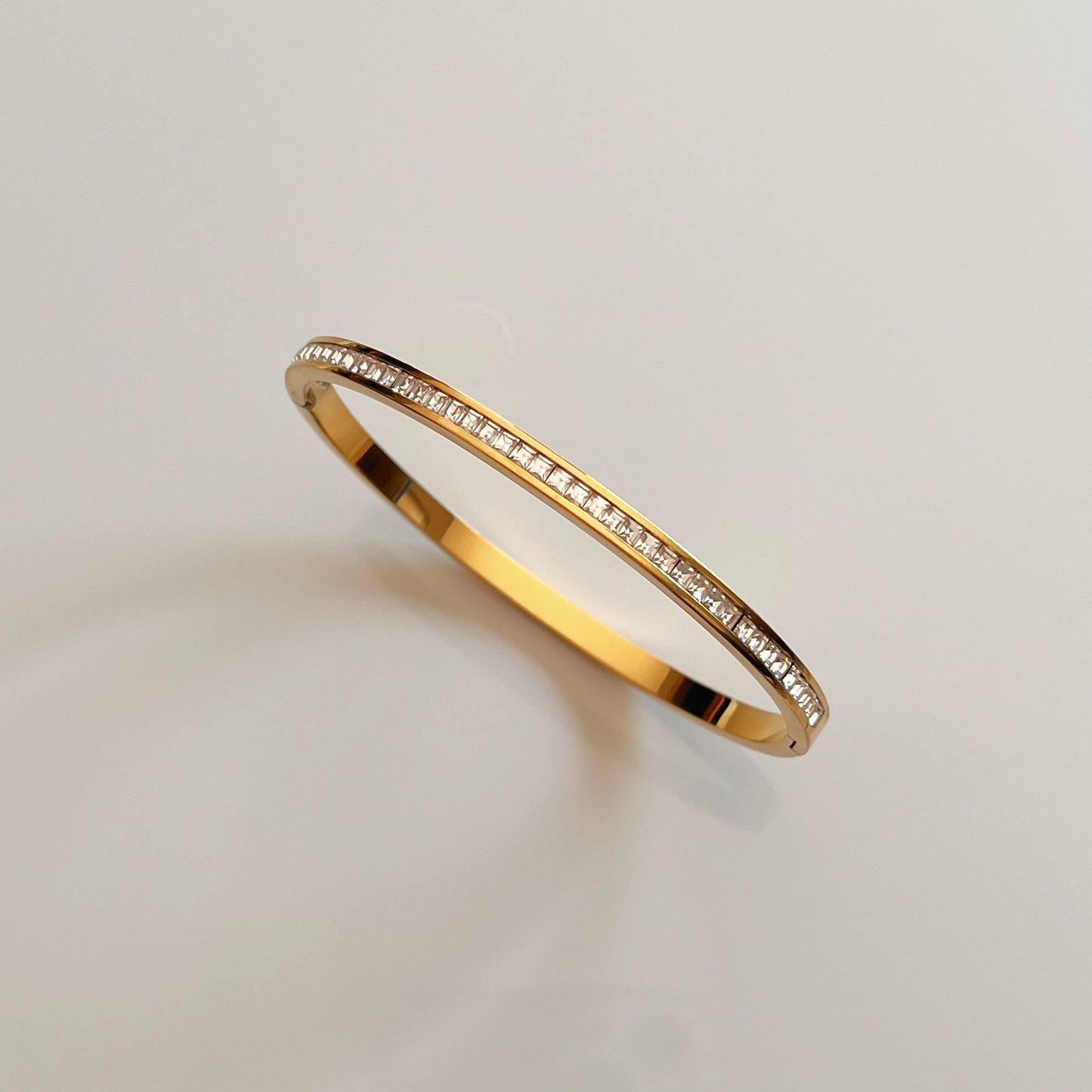 Zirconia Cuff